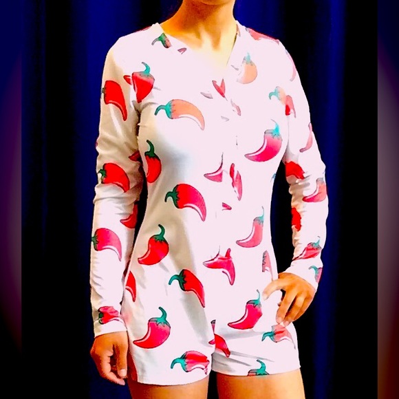 Pepper onsie - Picture 1 of 4